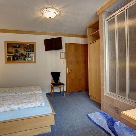 Alpenruh Bed & Breakfast เพทท์นอย อัม อาร์ลแบร์ก ภายนอก รูปภาพ