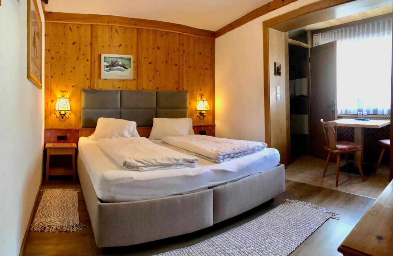 Alpenruh Bed & Breakfast เพทท์นอย อัม อาร์ลแบร์ก ภายนอก รูปภาพ