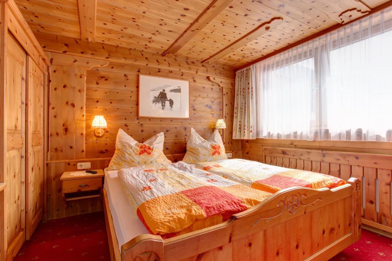 Alpenruh Bed & Breakfast เพทท์นอย อัม อาร์ลแบร์ก ภายนอก รูปภาพ
